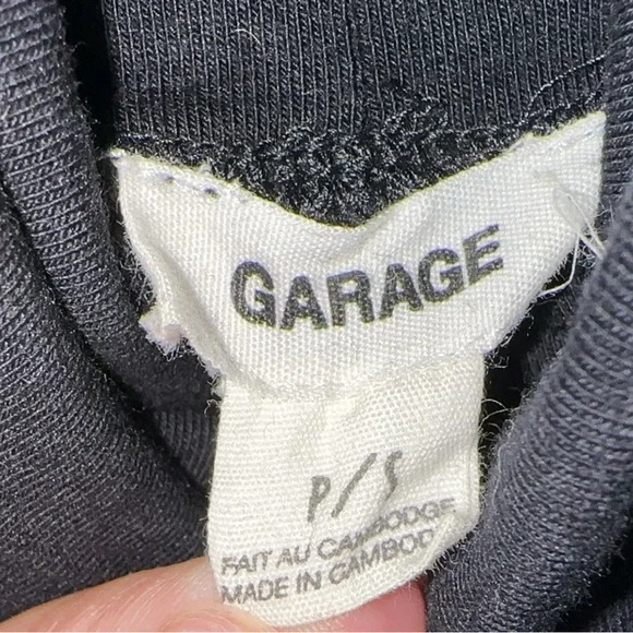 Garage cropped black turtle neck - Picture 3 of 4